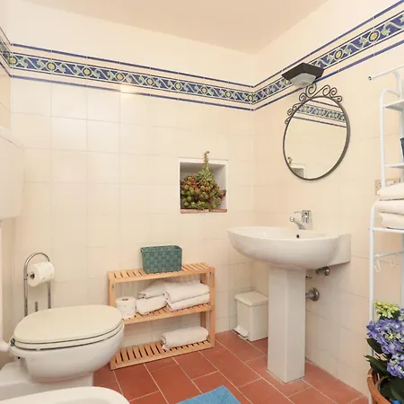 Charming Typical House Con Box Holiday home Monte Marcello