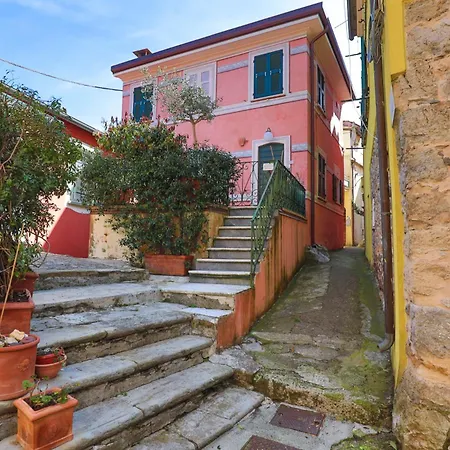 بيت للعطل Charming Typical House Con Box *
